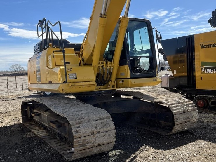 2018-komatsu-pc210-lc-11-image-2
