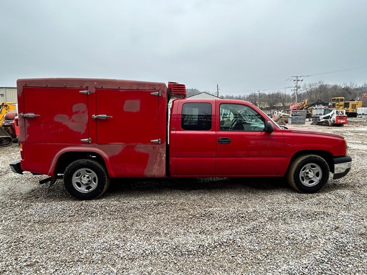 2004-chevrolet-1500-image-5