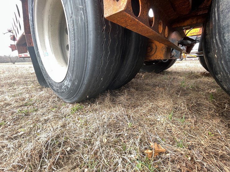 #154-•-2005-delavan-semi-truck-auto-hauler-trailer-(delay-in-title)-image-23