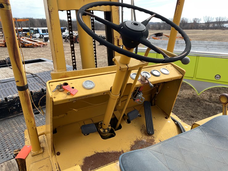 #170-•-baker-5000-lbs.-gasoline-powered-forklift-image-13