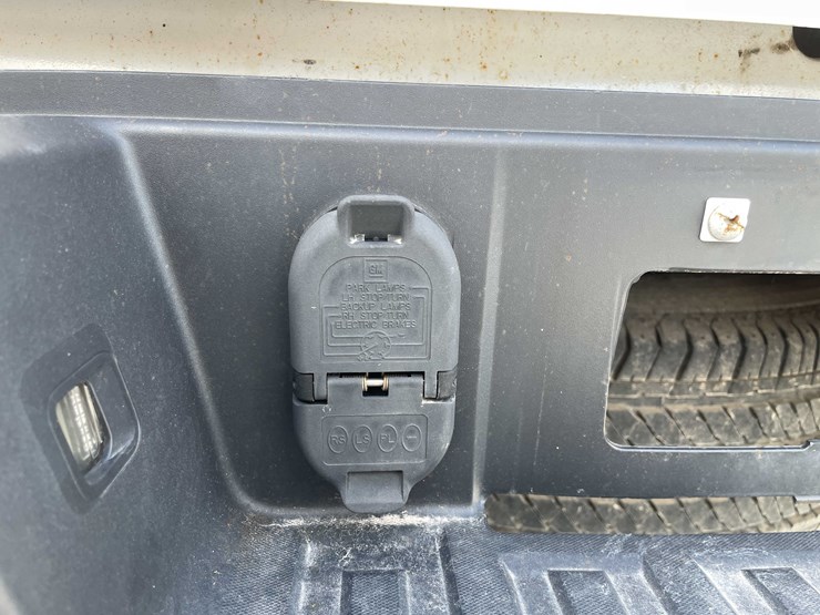 2014-chevrolet-1500-image-27