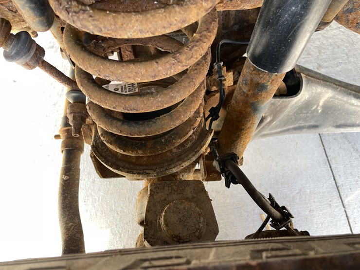 2016-dodge-2500-image-26