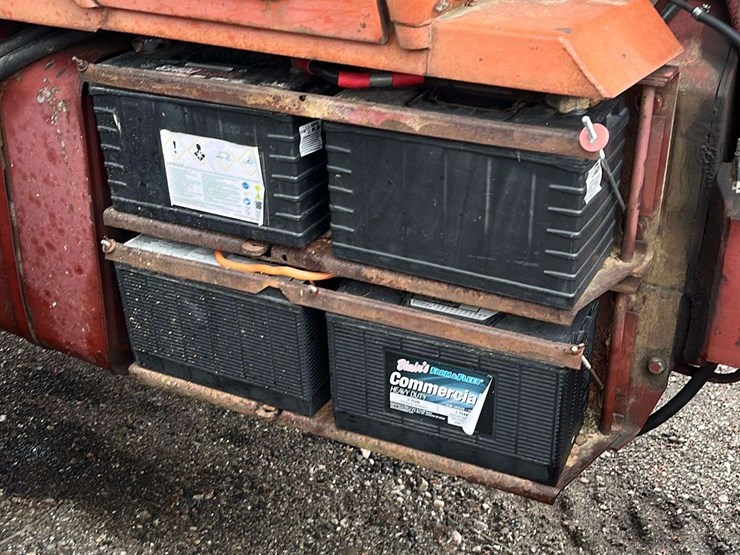 allis-chalmers-7080-image-12