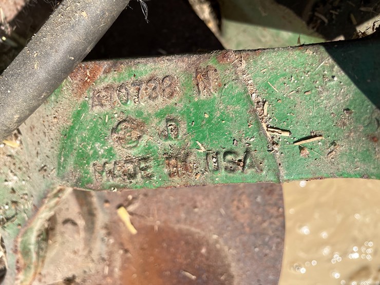 #3956-•-(12)-john-deere-single-disc-culters-image-11