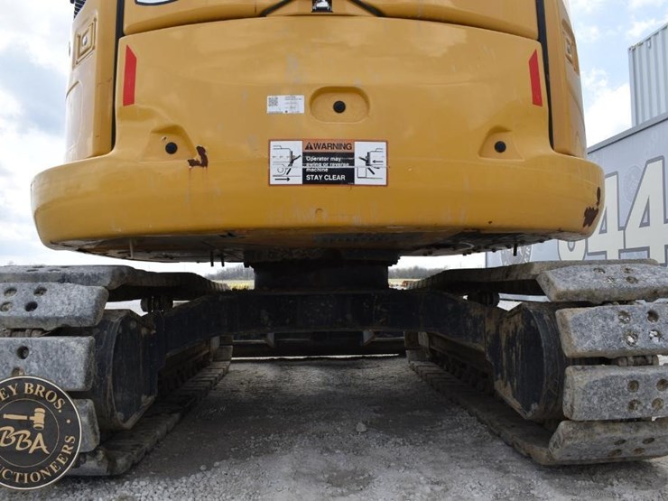 2021-deere-85g-image-41