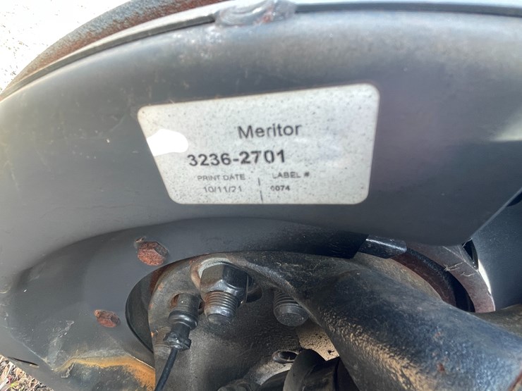 #10691-•-hendrickson-semi-truck-steer-axle-image-8