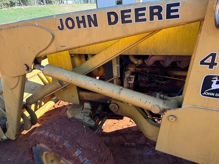 deere-410d-image-14