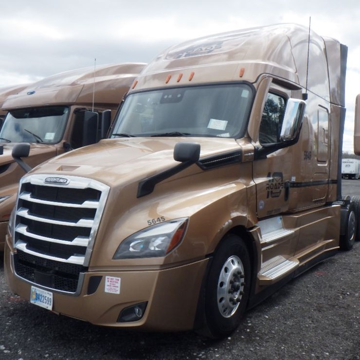 2023 FREIGHTLINER CASCADIA 126