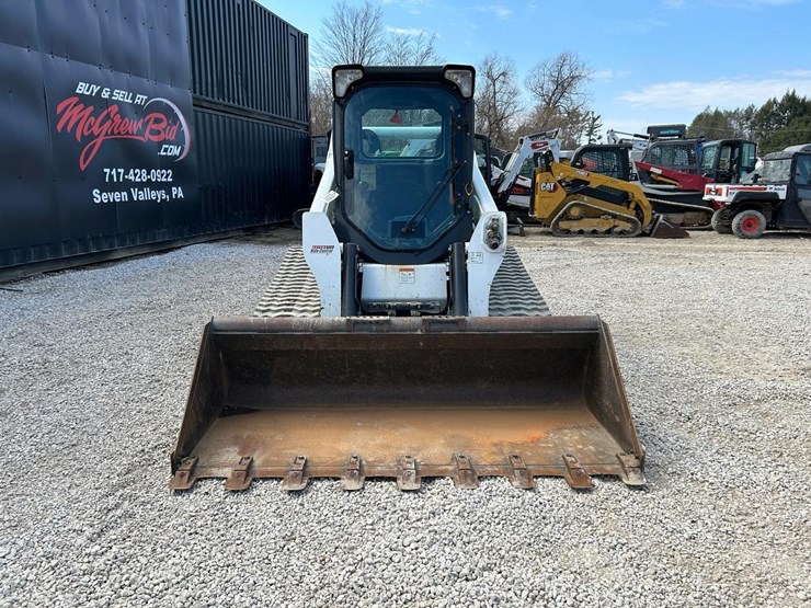 2022-bobcat-t770-image-7