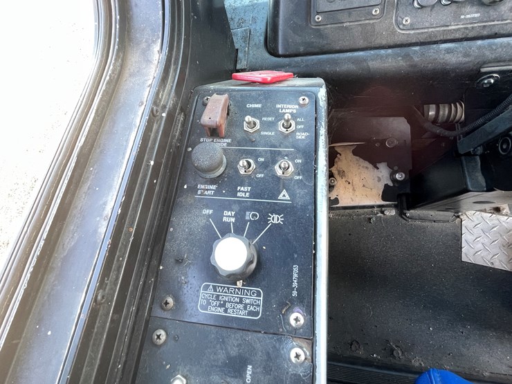 #166-•-2007-gillig-passenger-bus-(has-wi-title)-image-25