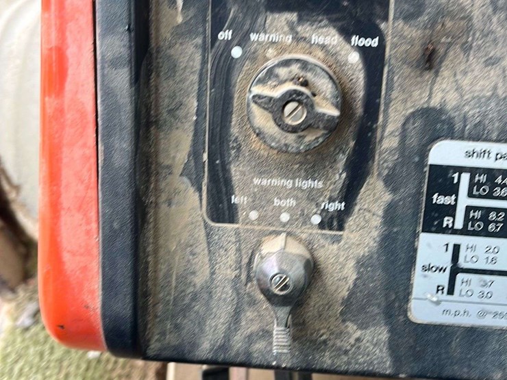 allis-chalmers-7080-image-6