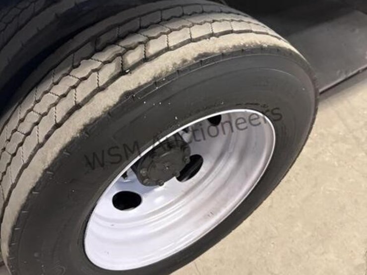 2017-ford-f550-image-10