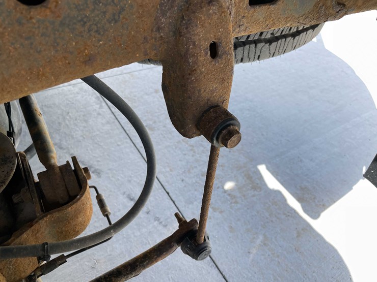 2016-dodge-2500-image-30