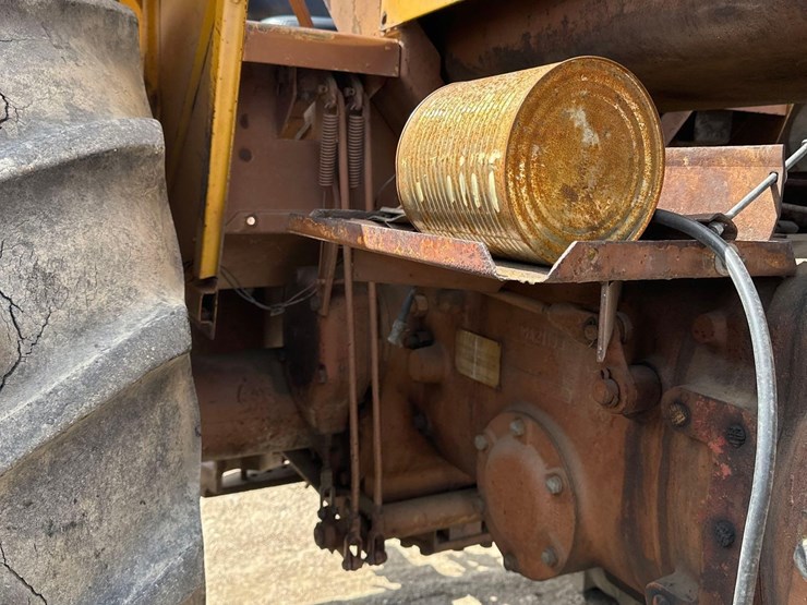 minneapolis-moline-g705-image-15