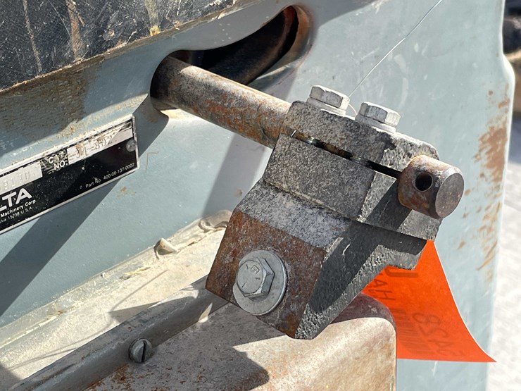 #5428-•-table-saw-image-11