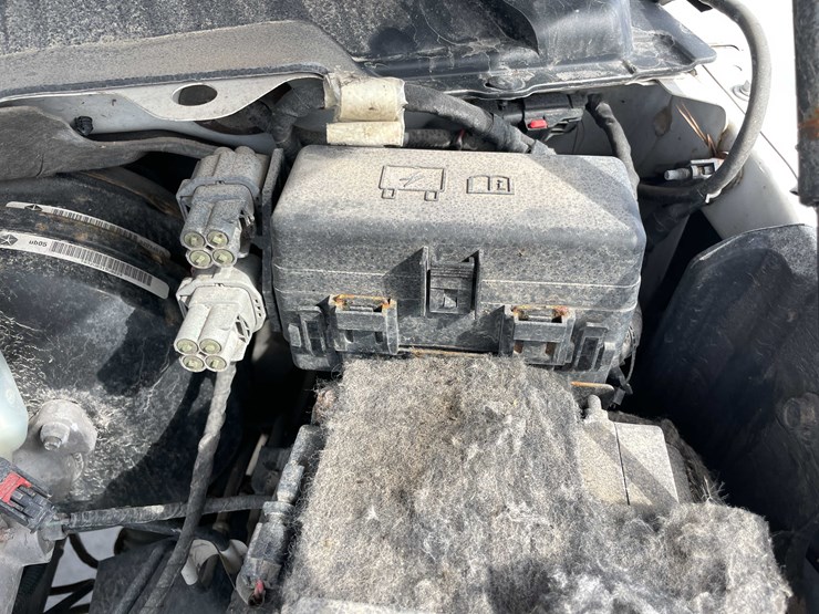 2015-dodge-2500-image-19