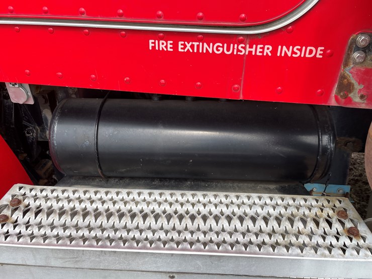 2008-peterbilt-386-image-41