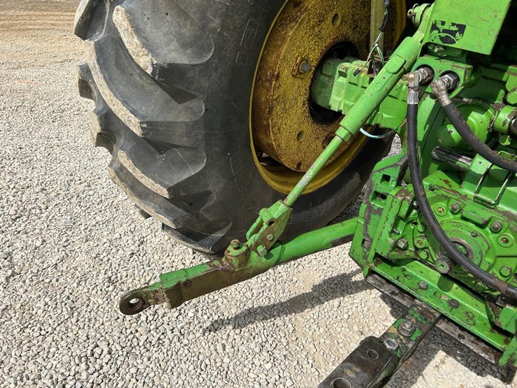 john-deere-4020-image-15