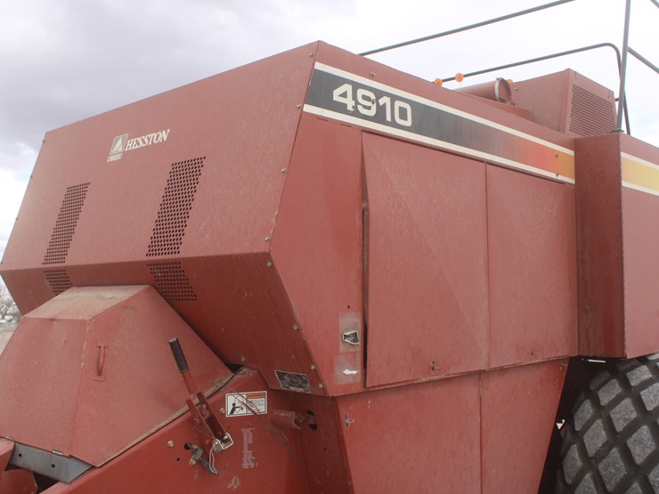 hesston-4910-image-16