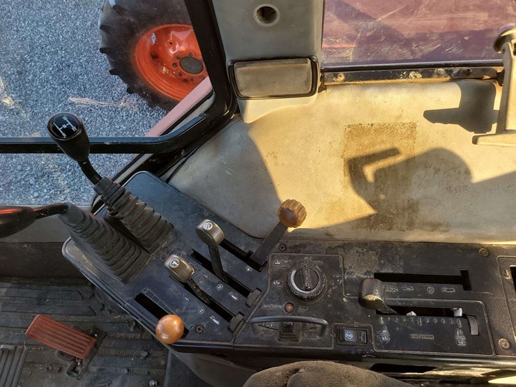 case-ih-5130-image-27