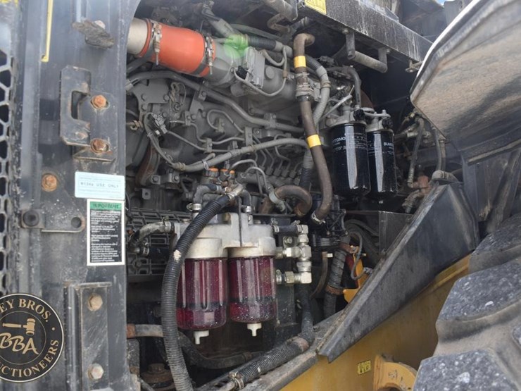 2015-kawasaki-95z7-image-34