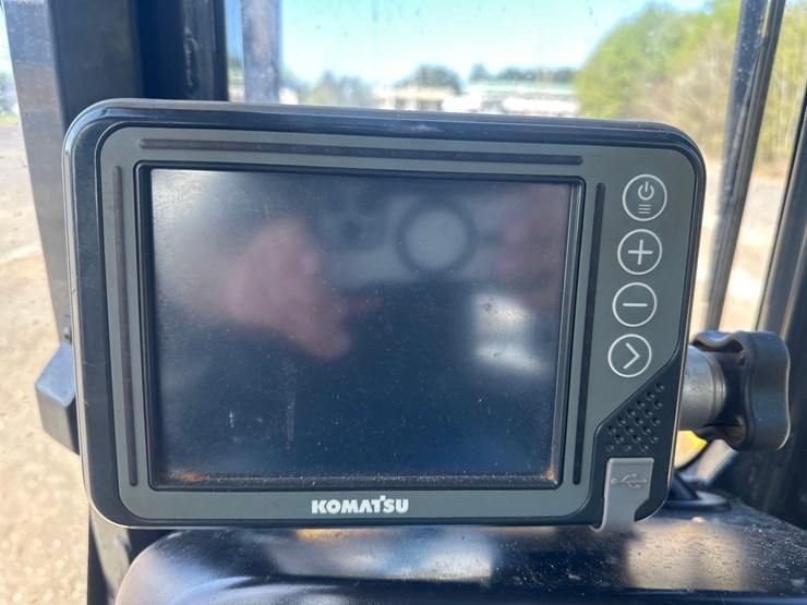 2021-komatsu-d51pxi-24-image-30