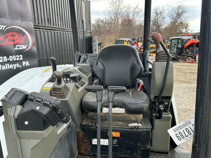 2022-bobcat-e42-image-18