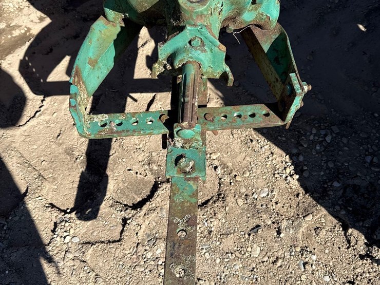 john-deere-b-image-6