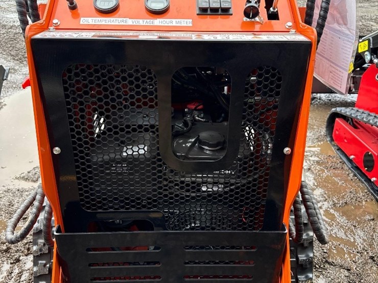 new-sdlool-co-stand-on-mini-skidloader-model-sl36c-image-5