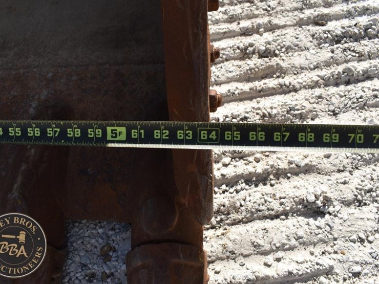 2013-komatsu-pc360-lc-10-image-35