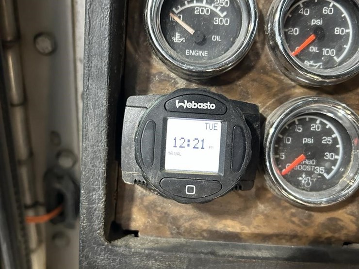 1996-kenworth-t600-image-36