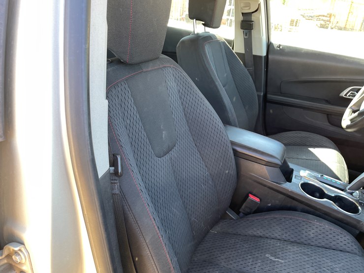 2013-chevrolet-equinox-image-42