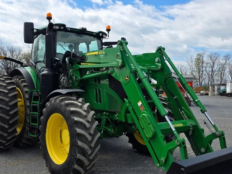 2021-john-deere-6230r-image-7