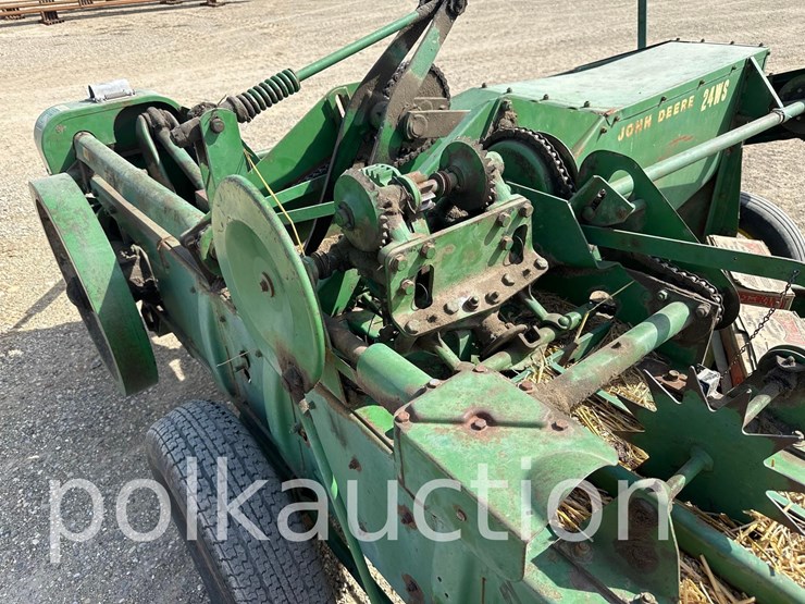john-deere-24-image-7