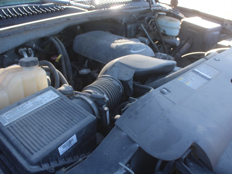 2006-chevrolet-2500-image-28