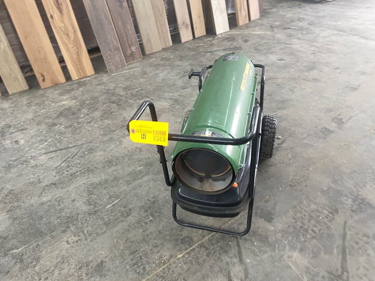 john-deere-135-image-2