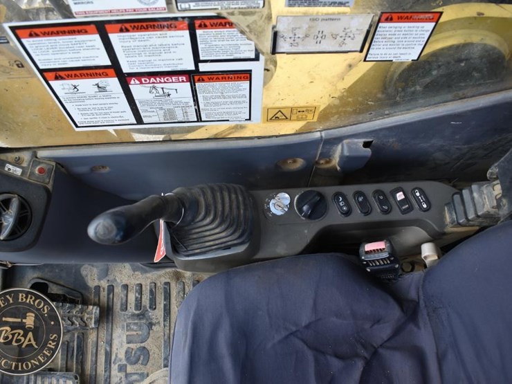 2013-komatsu-pc360-lc-10-image-62