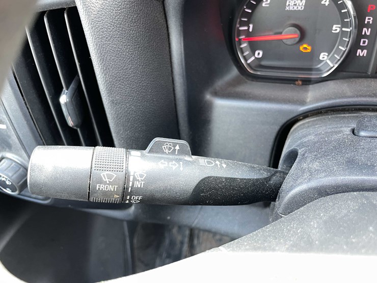 2015-chevrolet-1500-image-72