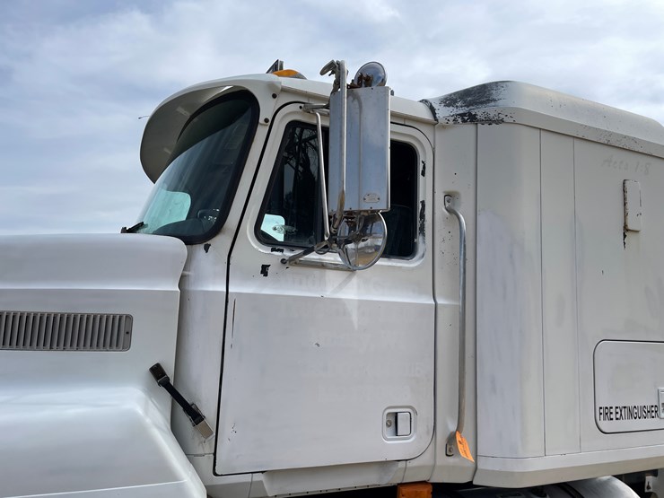 #400-•-1997-mac-ch600-semi-(has-wi-title)-image-24