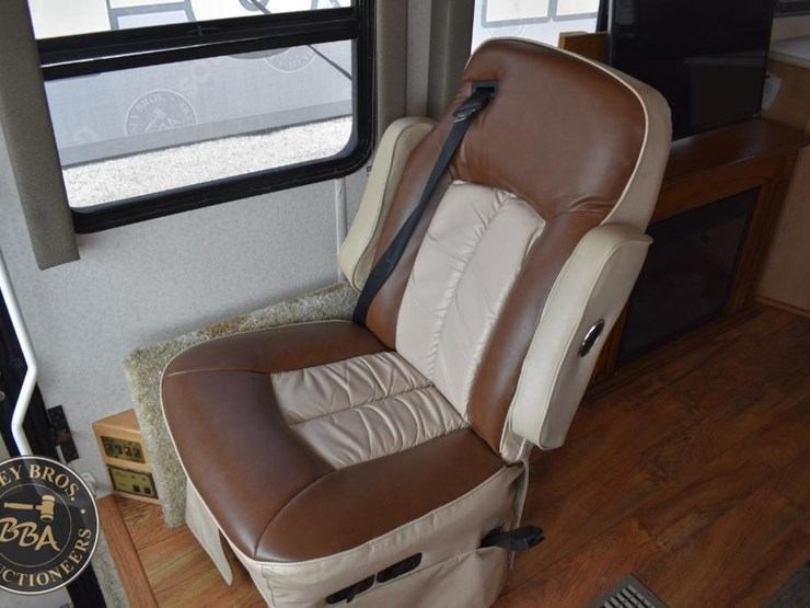 2000-coachmen-sportscoach-380mbs-42793-image-18