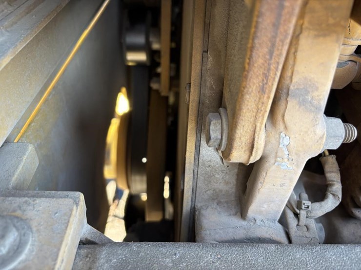 caterpillar-143h-image-65