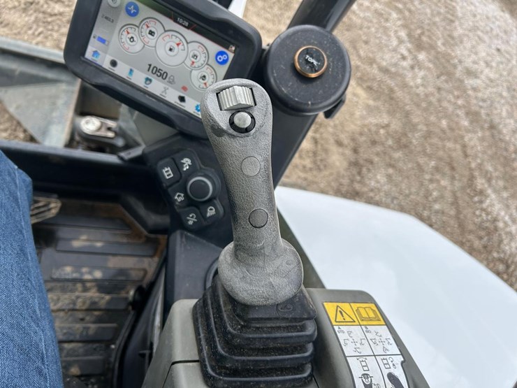 2022-bobcat-e42-image-23