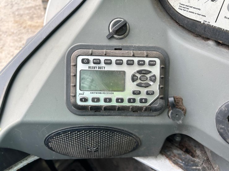 2021-bobcat-t770-image-20