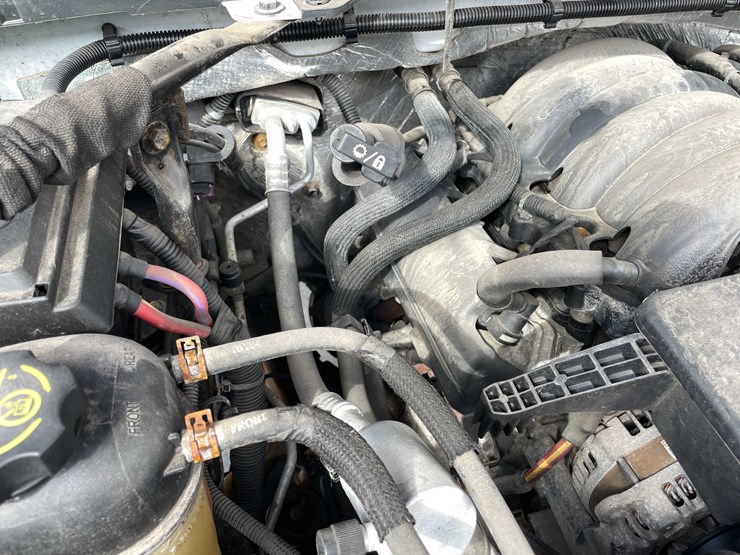 2014-chevrolet-1500-image-12