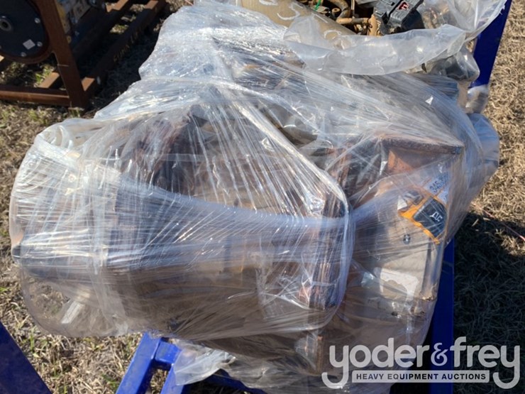 caterpillar-279d-image-13