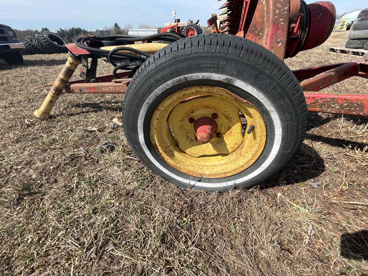 new-holland-455-image-12