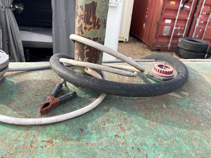 #3962-•-500-gallon-metal-fuel-tank-image-16