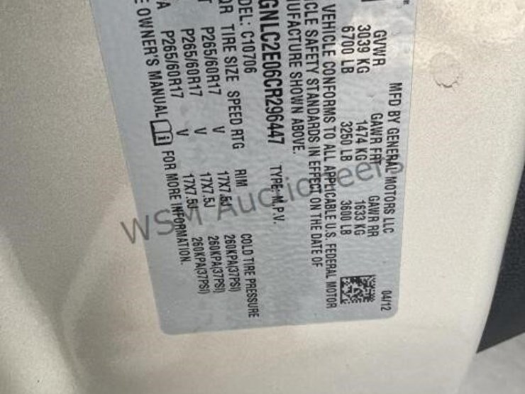 2012-chevrolet-tahoe-image-15