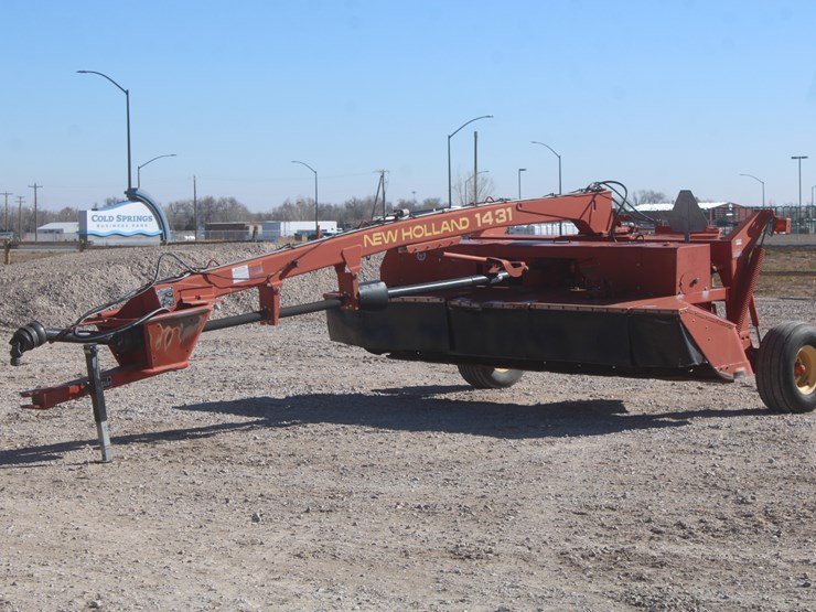 new-holland-1431-image-30