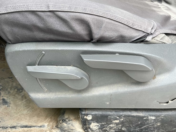 2014-chevrolet-1500-image-61